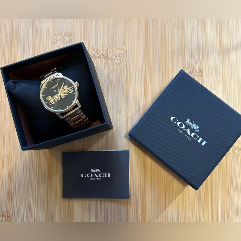Coach Business Grand Watch 36mm Black & Golden Face & Black Breclet. - Picture 8 of 8